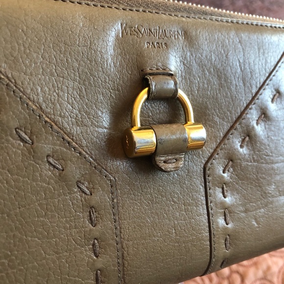Vintage Authentic Yves Saint Laurent Bullring Long Wallet - Picture 3 of 6